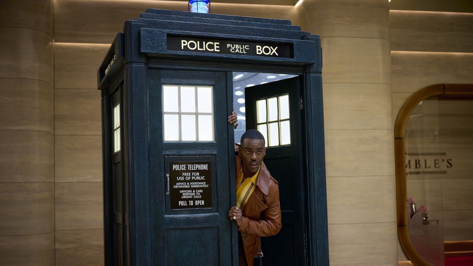 Doctor Who Christmas Special Dibatalkan: Apa yang Terjadi Selanjutnya?