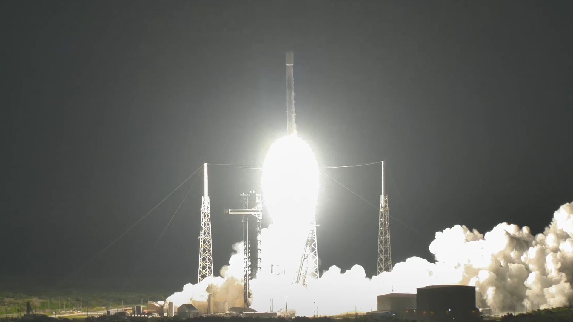 Peluncuran Satelit BlueBird oleh SpaceX untuk Internet Seluler Langsung
